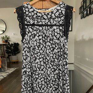 Lightweight floral dress from the Loft - Size M Petite